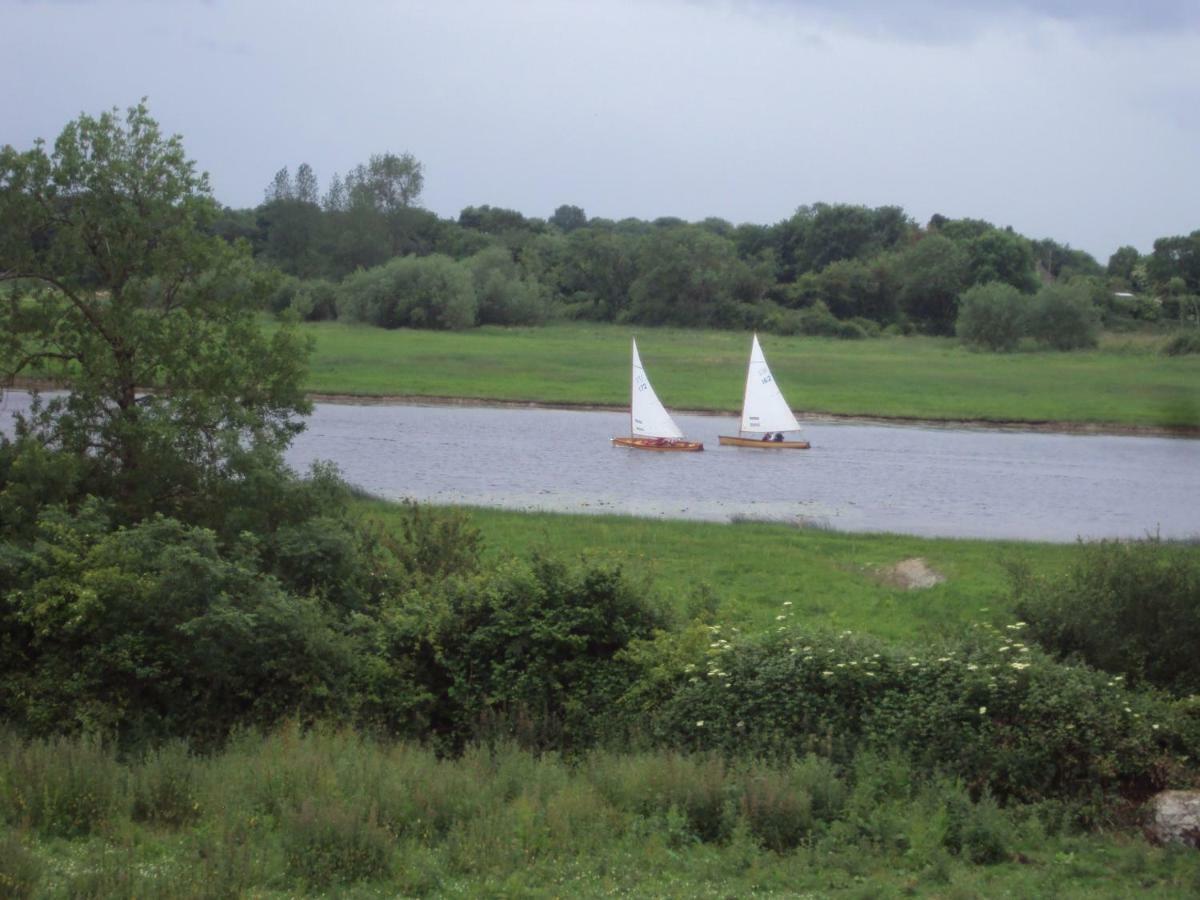 Shannonside Bed & Breakfast Athlone Exterior photo