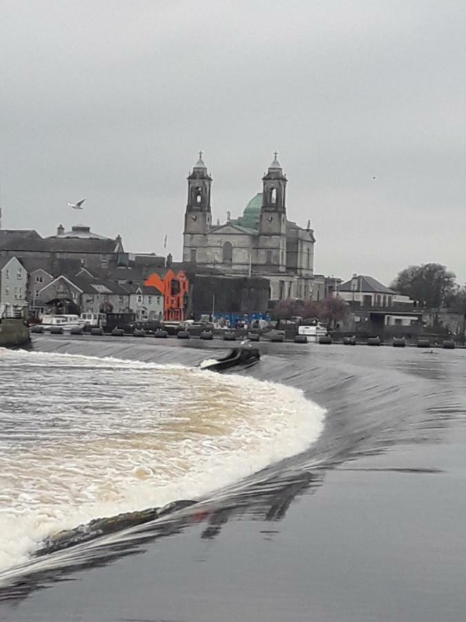 Shannonside Bed & Breakfast Athlone Exterior photo